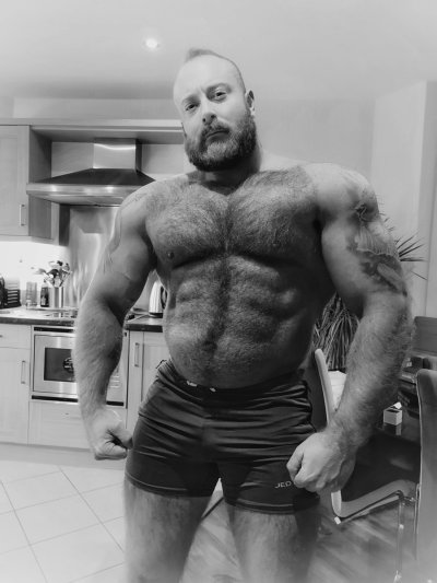 Watch vikingmusclebear's leaked NSFW photo on TwXstars