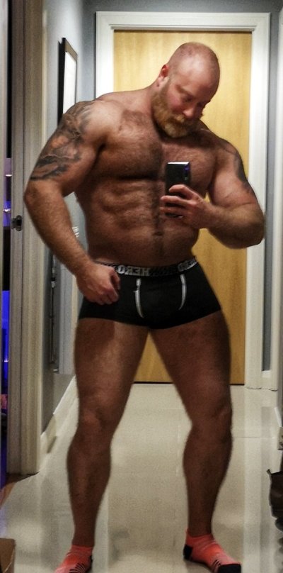 Watch vikingmusclebear's leaked NSFW photo on TwXstars