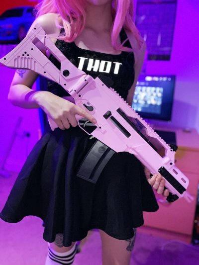 Watch Rusty Fawkes's leaked NSFW photo on TwXstars