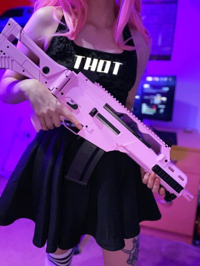 Watch Rusty Fawkes's leaked NSFW photo on TwXstars