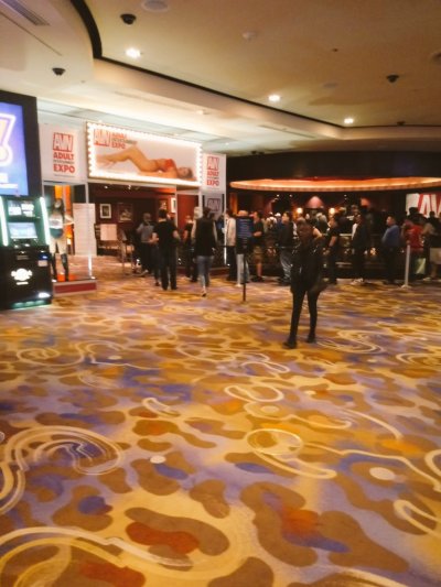 Watch SavageSin's leaked NSFW photo on TwXstars