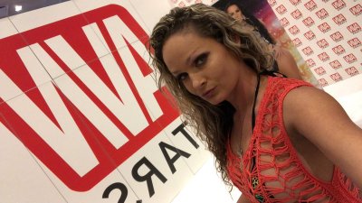 Watch Prinzzess Felicity's leaked NSFW photo on TwXstars