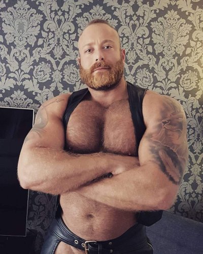 Watch vikingmusclebear's leaked NSFW photo on TwXstars