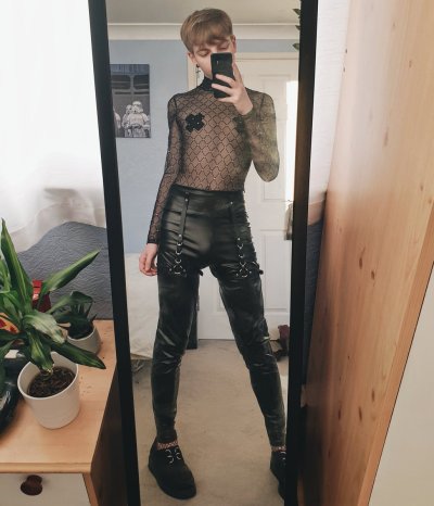 Watch Fawny's leaked NSFW photo on TwXstars