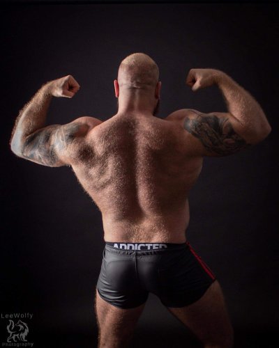 Watch vikingmusclebear's leaked NSFW photo on TwXstars