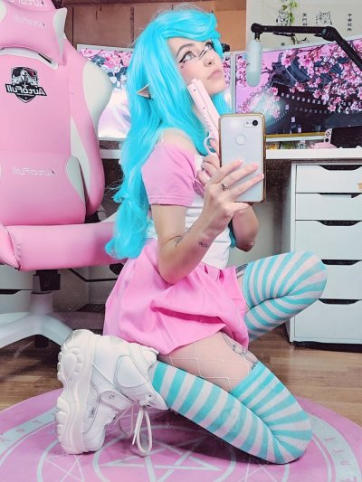 Watch Rusty Fawkes's leaked NSFW photo on TwXstars