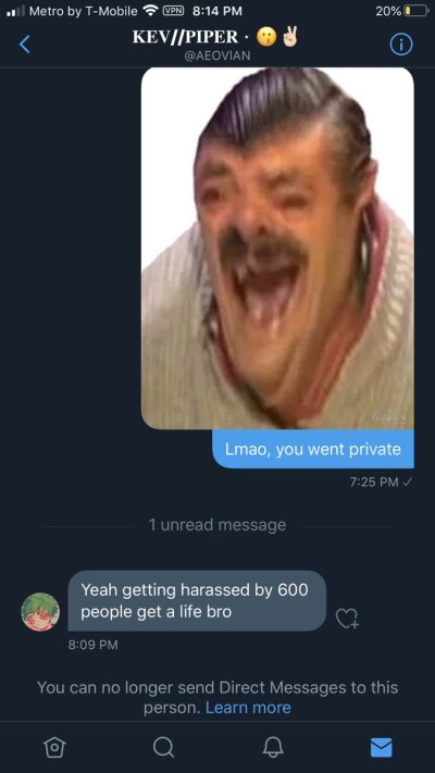 Watch blackhand's leaked NSFW photo on TwXstars