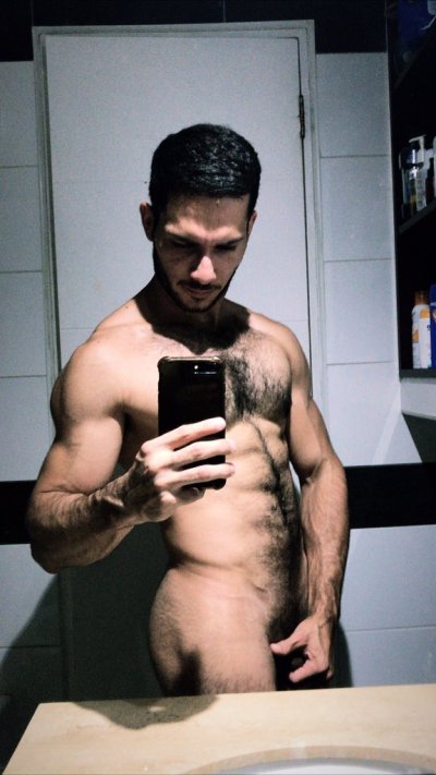 Watch Joseph De Sousa 🐺's leaked NSFW photo on TwXstars