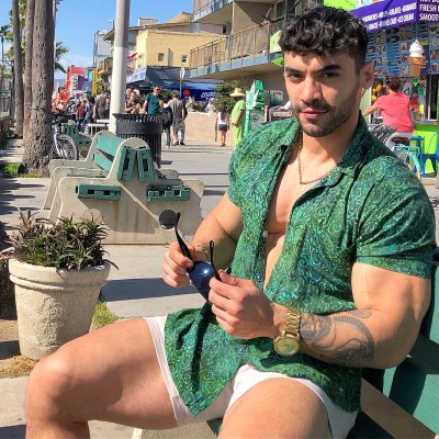 Watch Official.ARADWINWIN's leaked NSFW photo on TwXstars