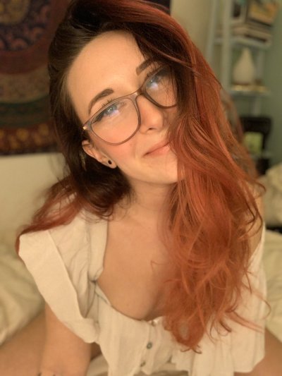 Watch Autumn's leaked NSFW photo on TwXstars