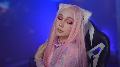 Watch Blondelashes19's leaked NSFW photo on TwXstars