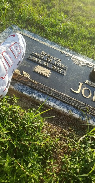 Watch 💲noop ♉💆🏾‍♂'s leaked NSFW photo on TwXstars