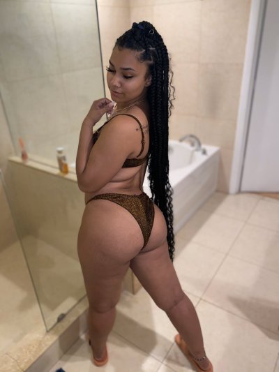 Watch little miss make it happen 💕🫧's leaked NSFW photo on TwXstars