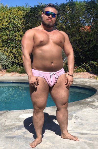 Watch tree trunks's leaked NSFW photo on TwXstars