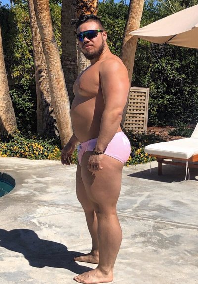 Watch tree trunks's leaked NSFW photo on TwXstars