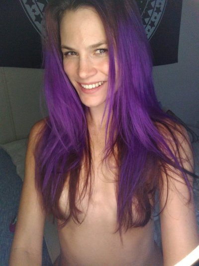 Watch 𝔾𝕀𝔸 ℍ𝕀𝕃𝕃 💜✨'s leaked NSFW photo on TwXstars