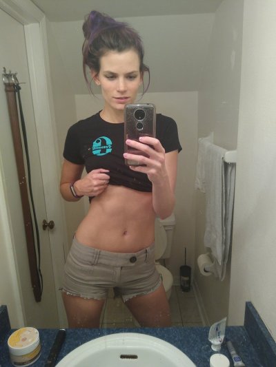 Watch 𝔾𝕀𝔸 ℍ𝕀𝕃𝕃 💜✨'s leaked NSFW photo on TwXstars