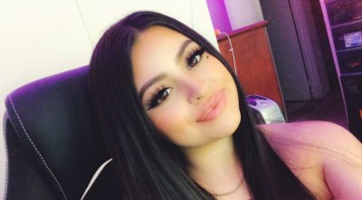 Watch genbxnz♡'s leaked NSFW photo on TwXstars