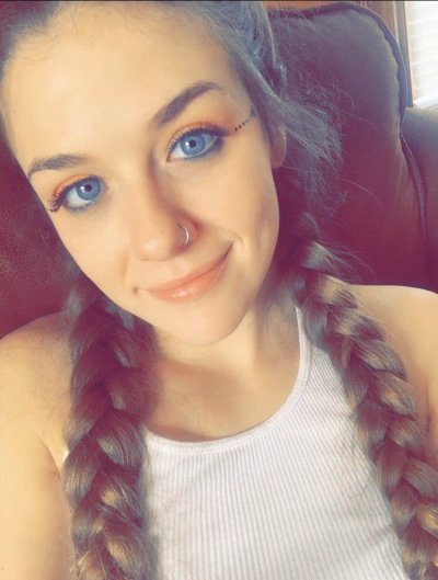 Watch Mark and Lace's leaked NSFW photo on TwXstars