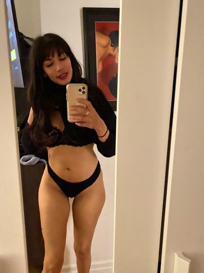 Watch Sabina Magic NYC 🪽🕊️☁️🪩's leaked NSFW photo on TwXstars