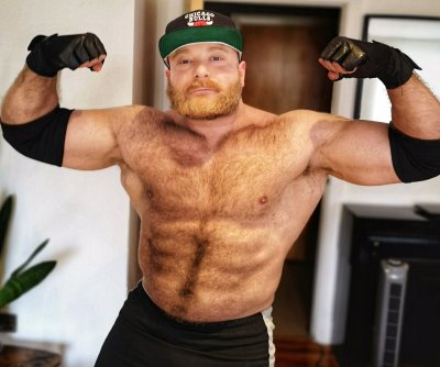 Watch vikingmusclebear's leaked NSFW photo on TwXstars