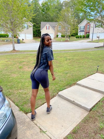 Watch BAE.'s leaked NSFW photo on TwXstars