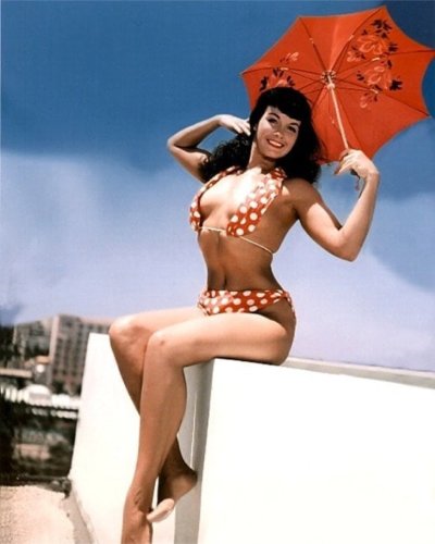 Watch Bettie Page's leaked NSFW photo on TwXstars