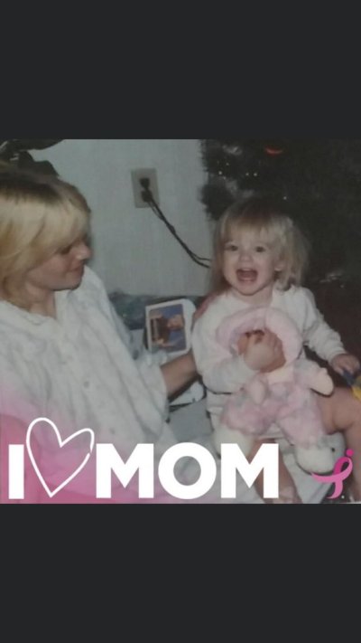 Watch Sosa ❤️'s leaked NSFW photo on TwXstars