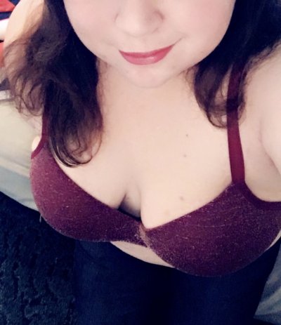 Watch Dollface's leaked NSFW photo on TwXstars