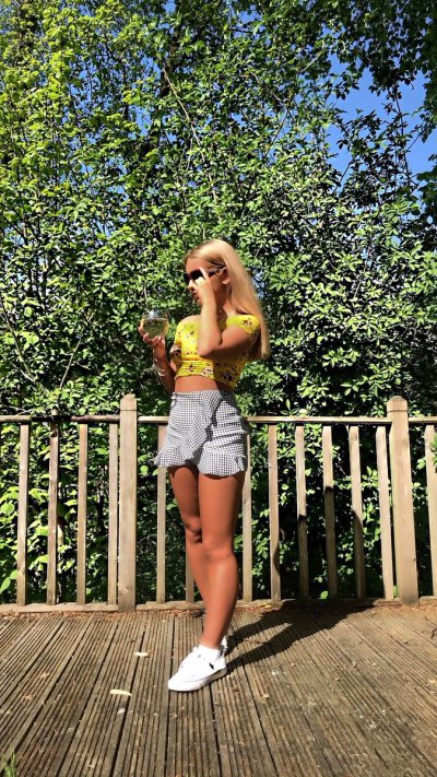 Watch clara's leaked NSFW photo on TwXstars