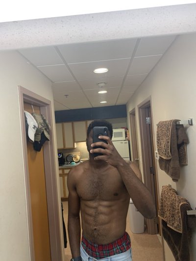 Watch BRIAN MICKEY's leaked NSFW photo on TwXstars