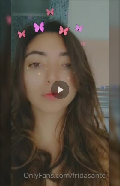 Watch Frida Sante's leaked NSFW photo on TwXstars