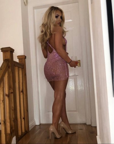 Watch clara's leaked NSFW photo on TwXstars