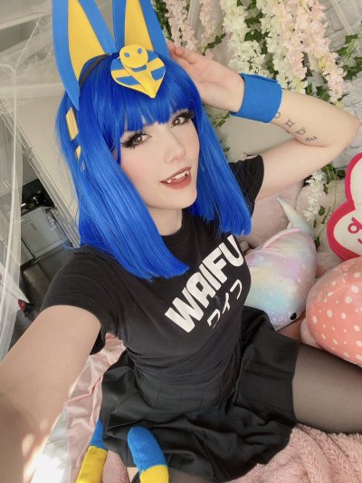 Watch Meggii ❤️'s leaked NSFW photo on TwXstars