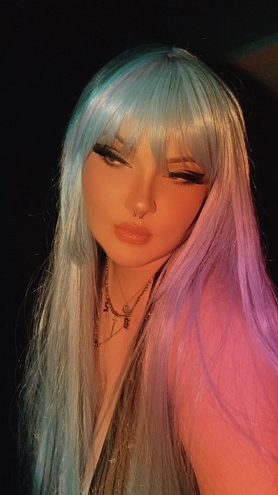 Watch 𝔰𝔭𝔦𝔠𝔶's leaked NSFW photo on TwXstars