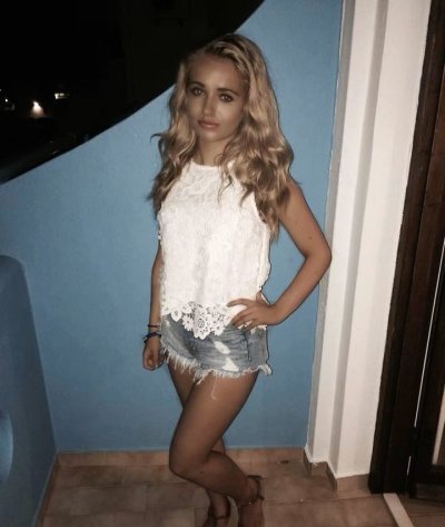 Watch clara's leaked NSFW photo on TwXstars