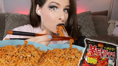 Watch Natalie Nightwolf 👽❤️'s leaked NSFW photo on TwXstars