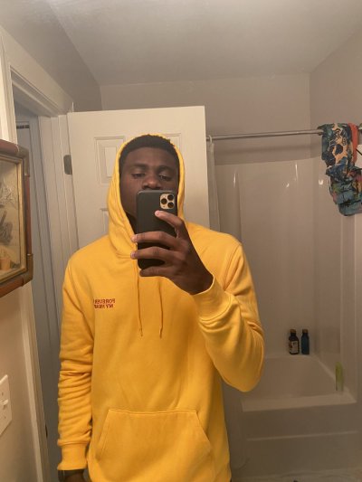 Watch BRIAN MICKEY's leaked NSFW photo on TwXstars