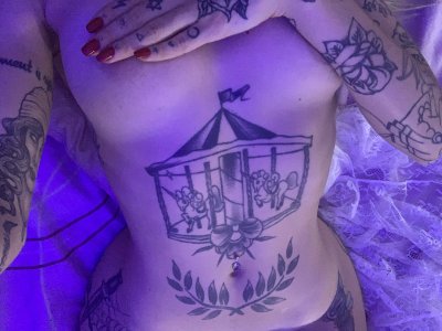 Watch Micaela's leaked NSFW photo on TwXstars