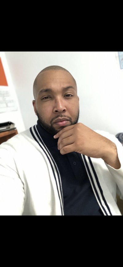 Watch jRalphel's leaked NSFW photo on TwXstars