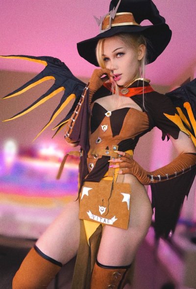 Watch Blondelashes19's leaked NSFW photo on TwXstars