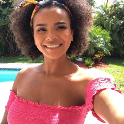 Watch Alina Ali ♡'s leaked NSFW photo on TwXstars