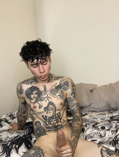 Watch your-american-trad-dad's leaked NSFW photo on TwXstars