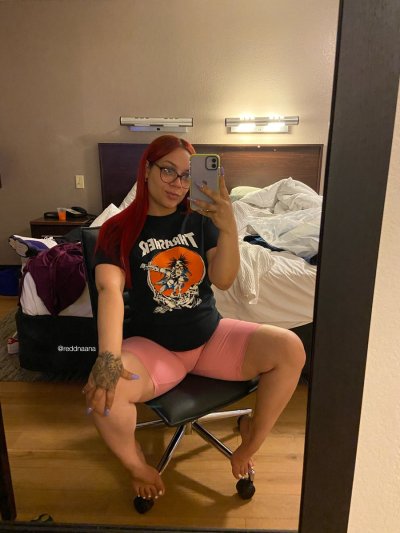 Watch 𝙽𝚊𝚑𝚒𝚛 🍒's leaked NSFW photo on TwXstars