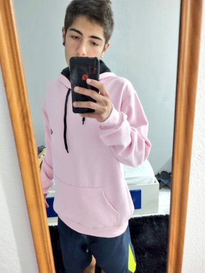 Watch MatteoZacX's leaked NSFW photo on TwXstars