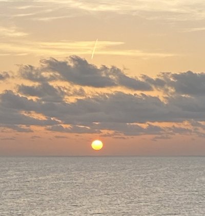 Watch vamp's leaked NSFW photo on TwXstars