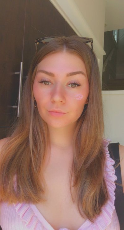 Watch Lacy London's leaked NSFW photo on TwXstars