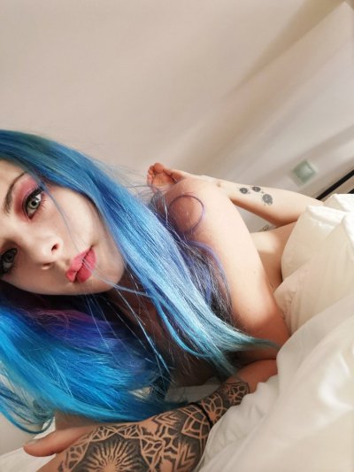 Watch Kuroha Suicide's leaked NSFW photo on TwXstars