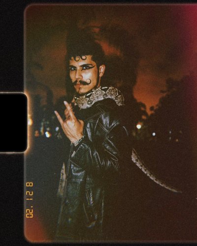 Watch beelzebussy's leaked NSFW photo on TwXstars