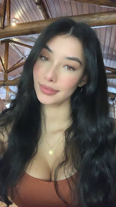 Watch Voulezj 🤍's leaked NSFW photo on TwXstars